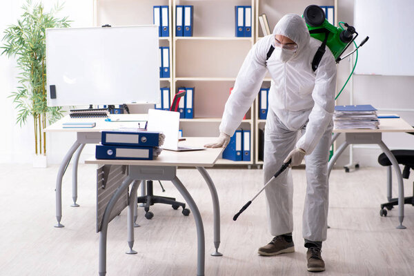 depositphotos_247344044 stock-photo-professional-contractor-doing-pest-control